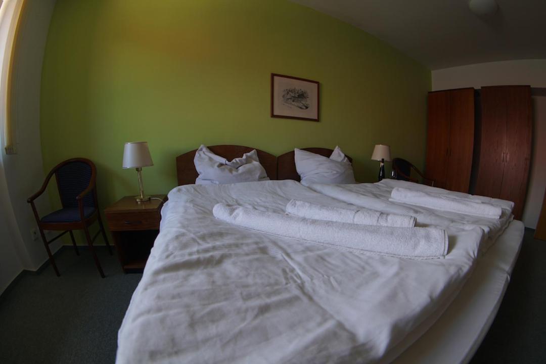Hotel U Andela Michaela Javorna Экстерьер фото